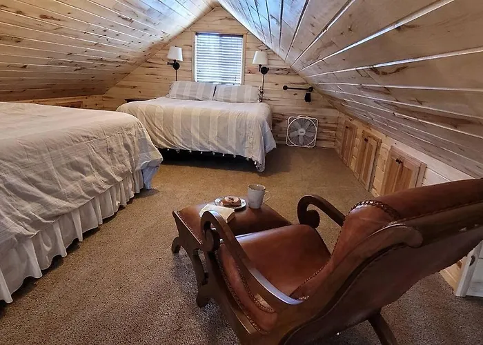 Log Cabin Zion Retreat. Walking Distance To East Zion Trails