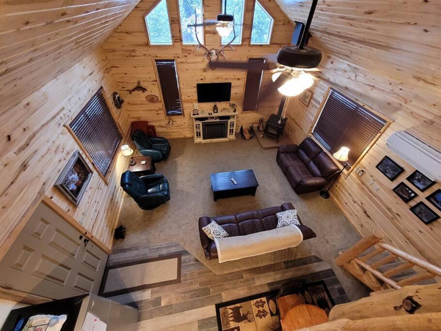 Log Zion Retreat. Walking Distance To East Zion Trails *