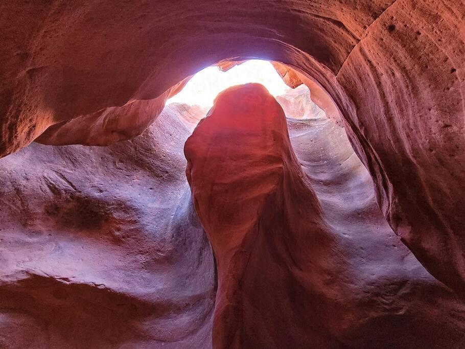 Holiday home Log Zion Retreat. Walking Distance To East Zion Trails